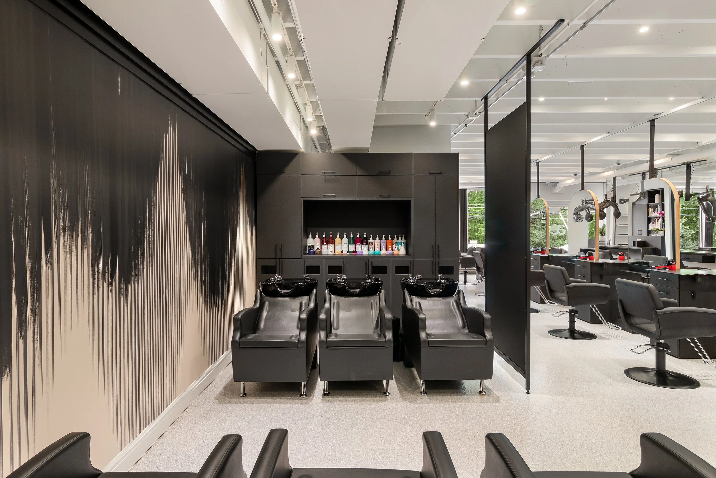 Birmingham salon — photo 4