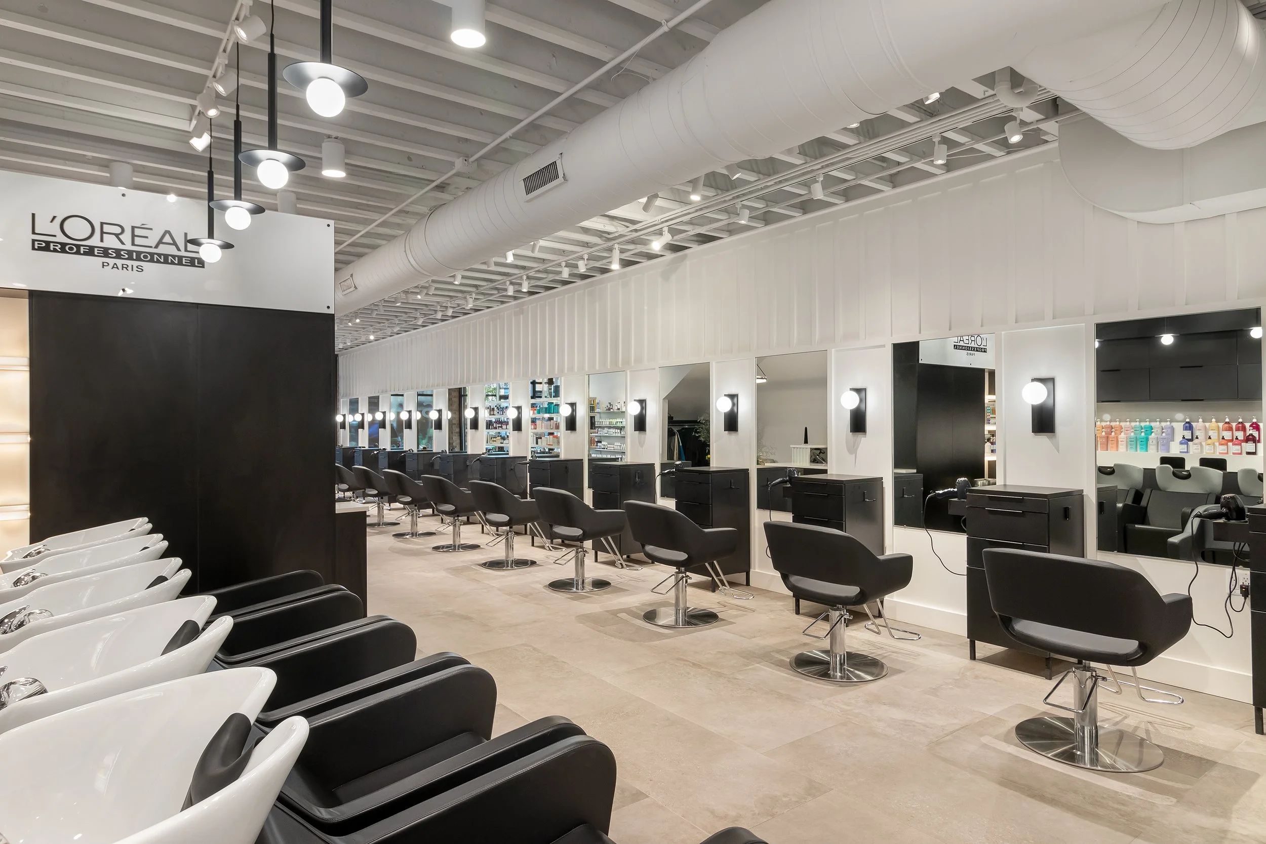 Royal Oak salon — photo 6